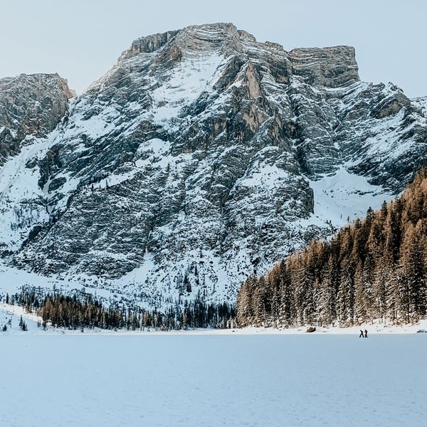 Lago di Braies: cose da fare in inverno in un&nbsp;weekend